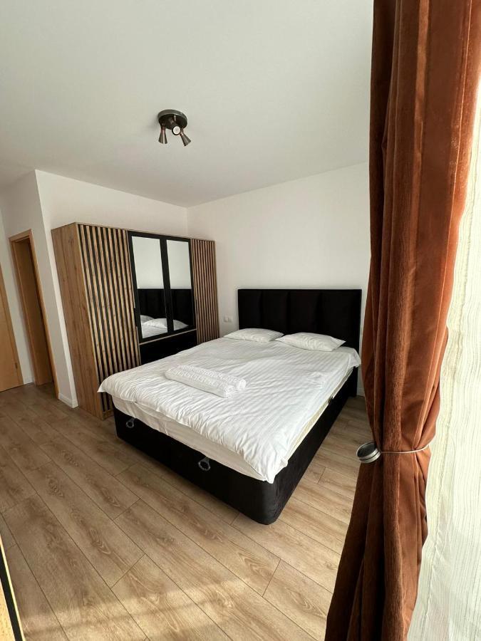 M&I Dream Stay Braşov Esterno foto